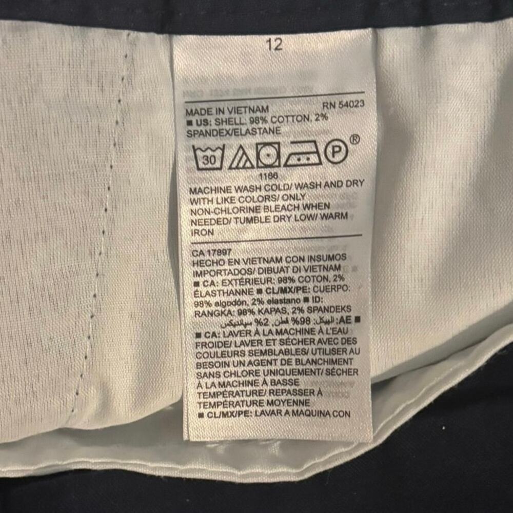 NEW Old Navy Size 12 Everyday Chino Shorts 5” Inseam Navy Blue - Picture 4 of 4